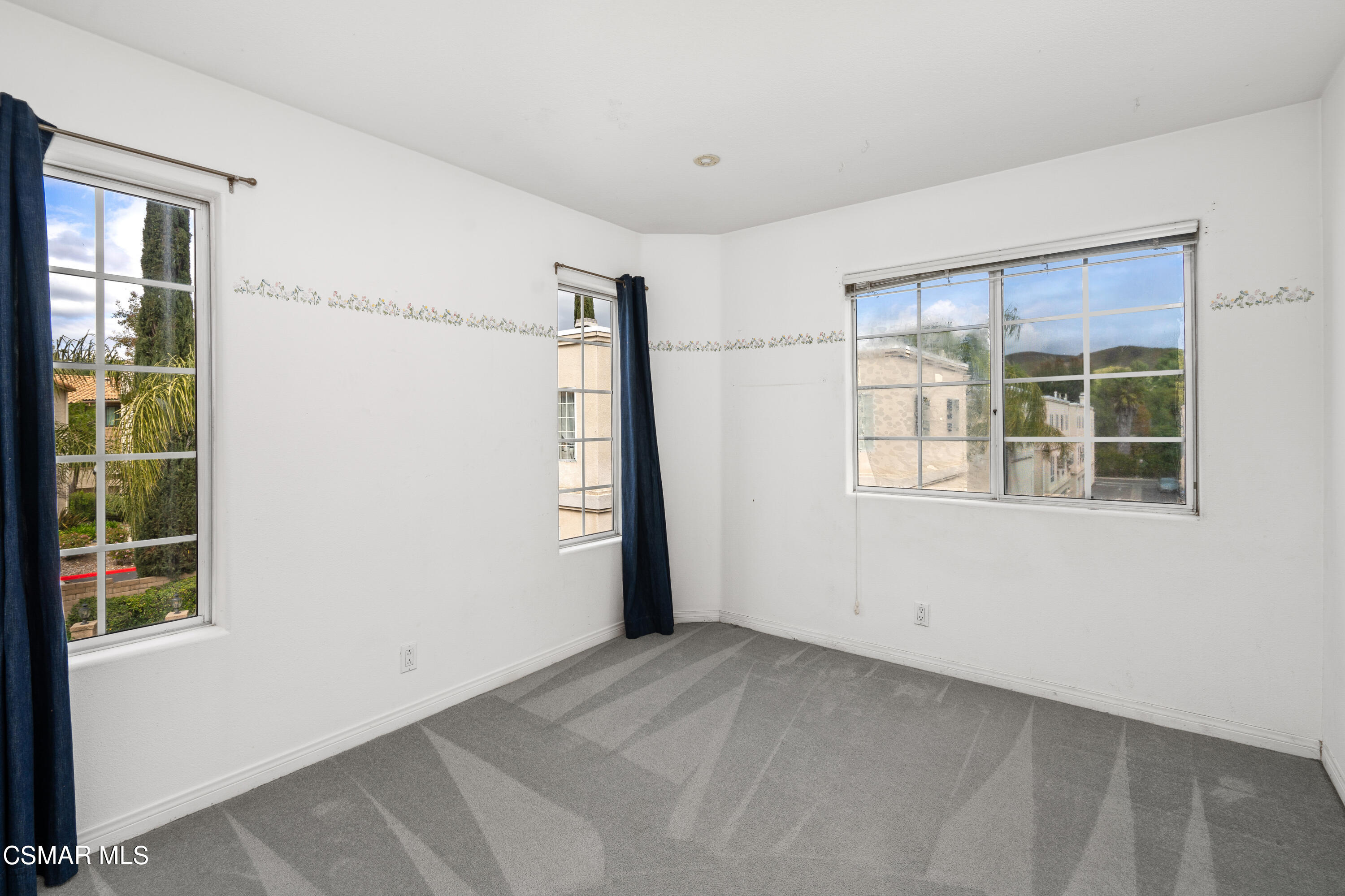 5340 Las Virgenes Road, 2