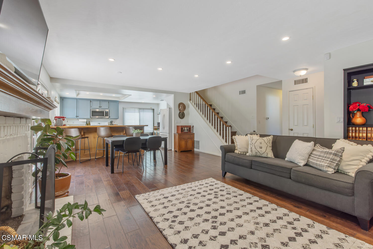 2702 Amber Wood Place