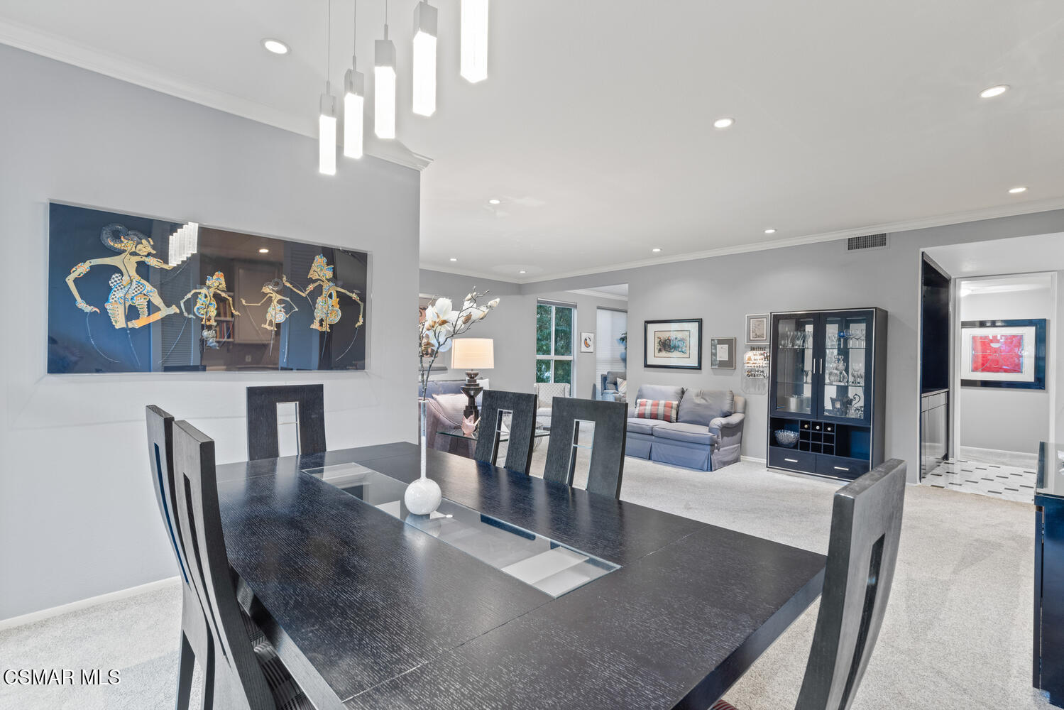 4949 Genesta Avenue, 214