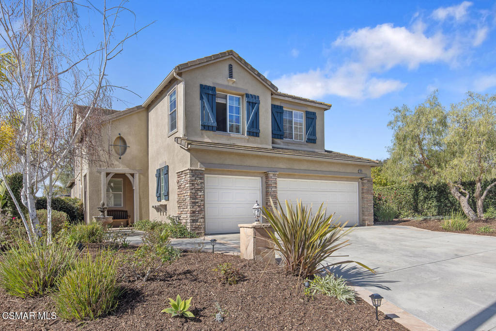 115 Via Escondido