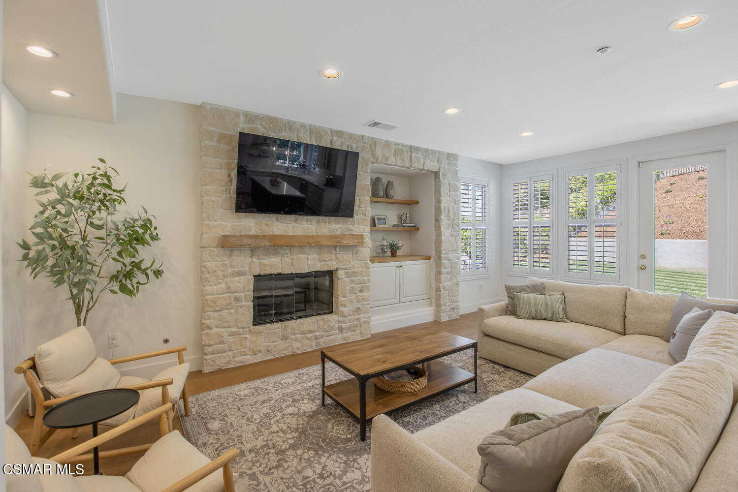 1615 Vista Oaks Way