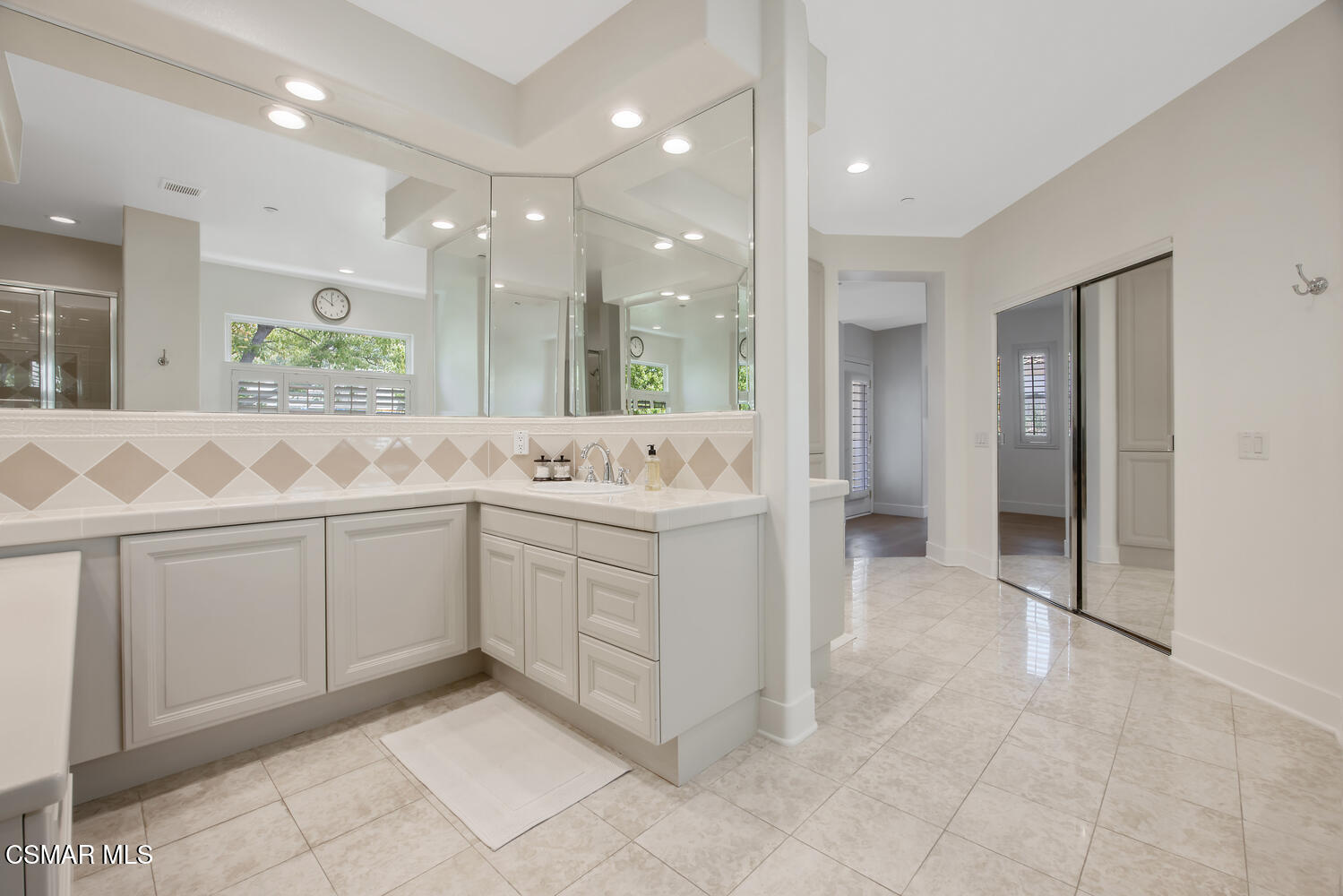 1615 Vista Oaks Way