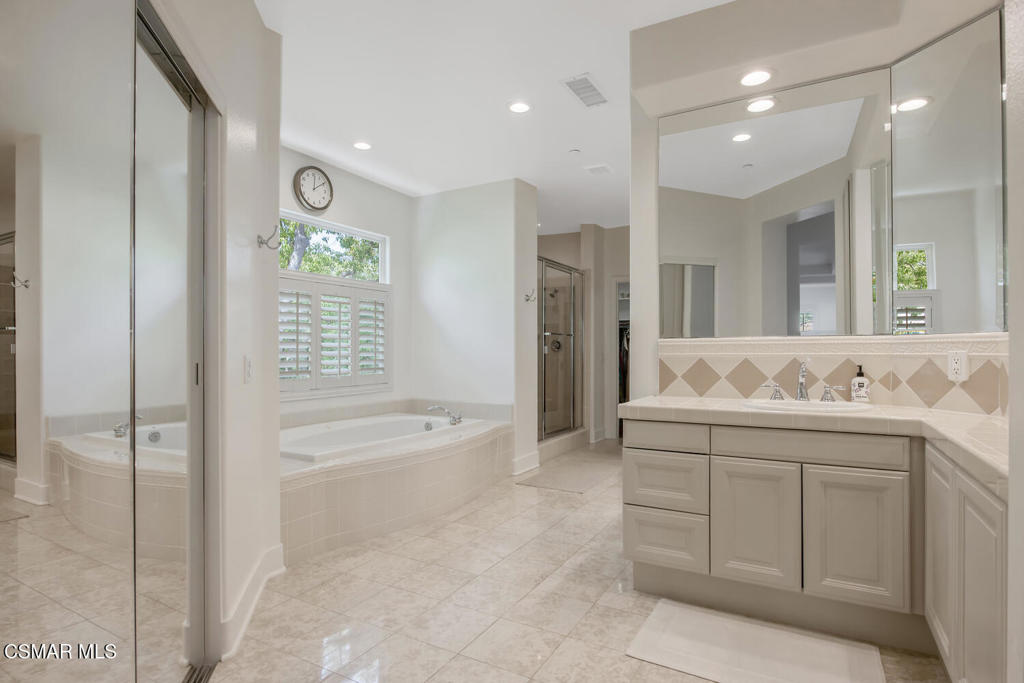 1615 Vista Oaks Way