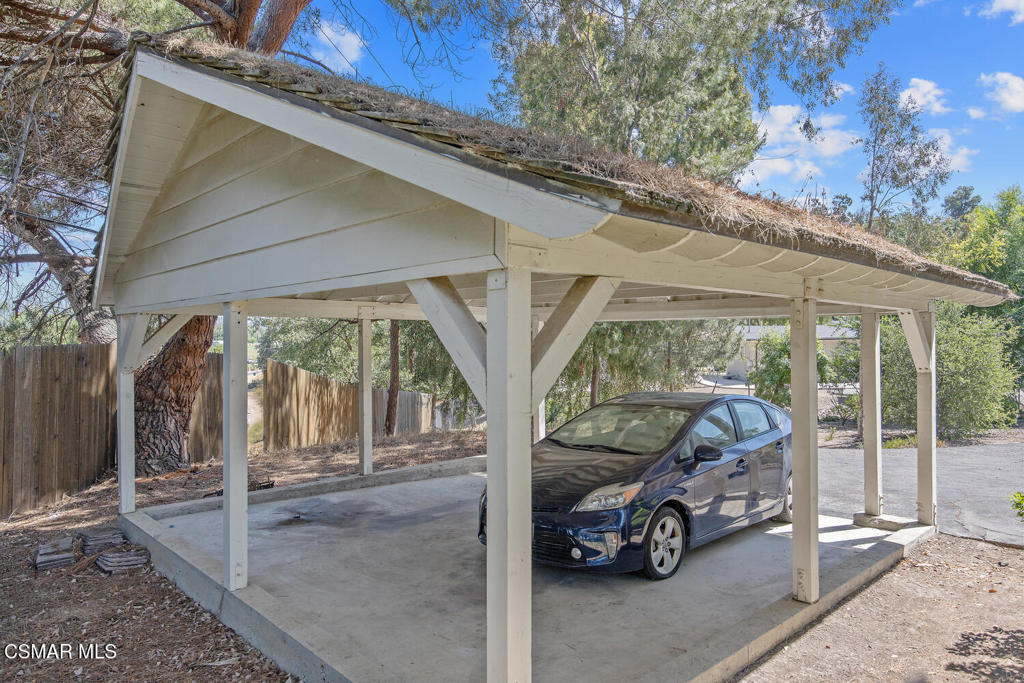 1091 La Cresta Drive