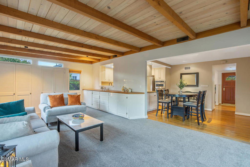 1019 Riopelle Court