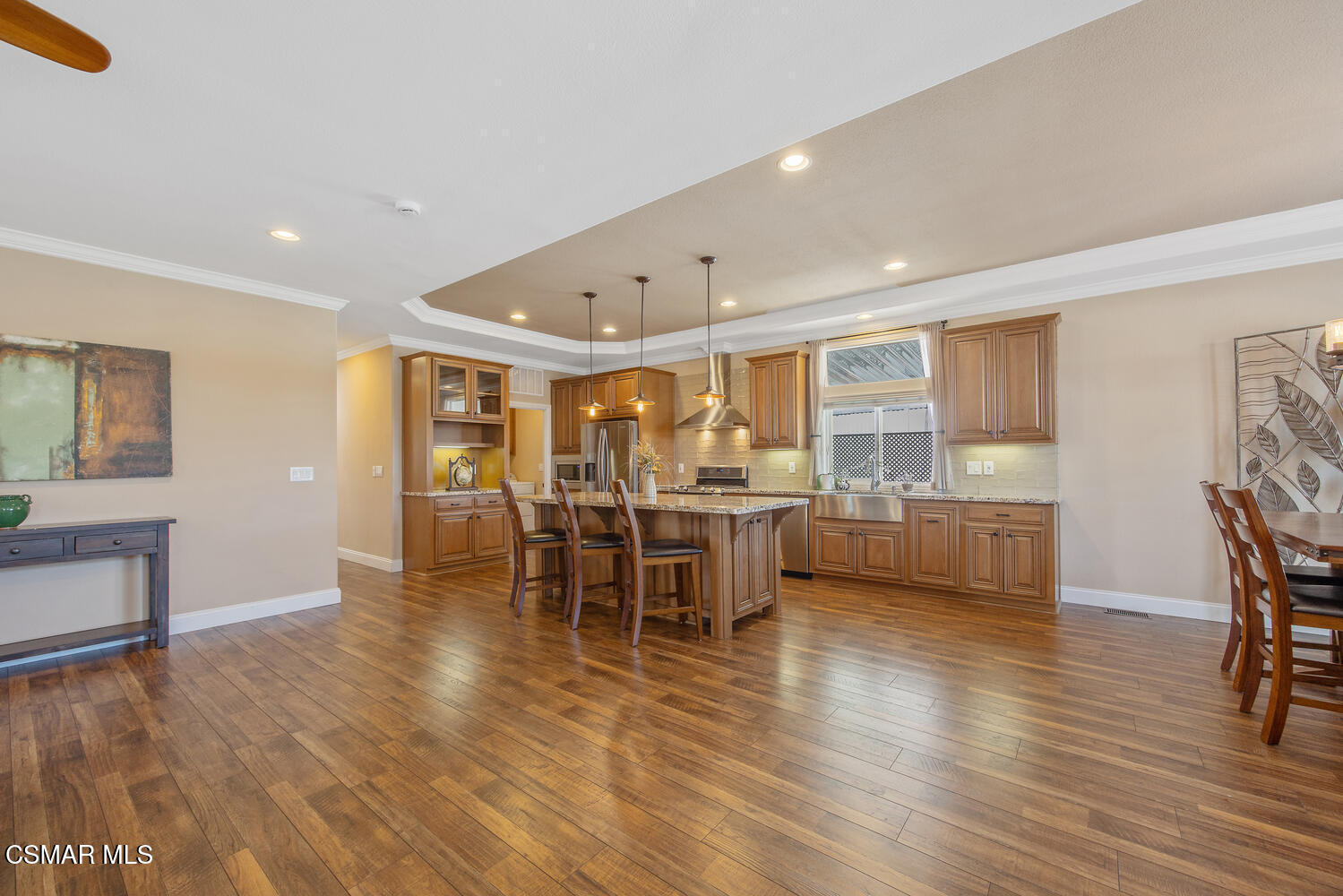 195 Tierra Rejada Road, 170