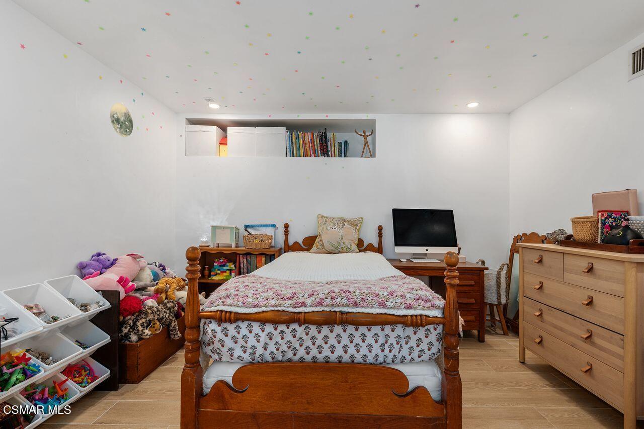 1268 Black Canyon Road