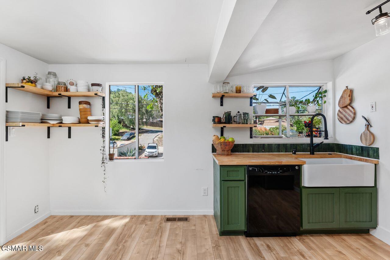 1268 Black Canyon Road