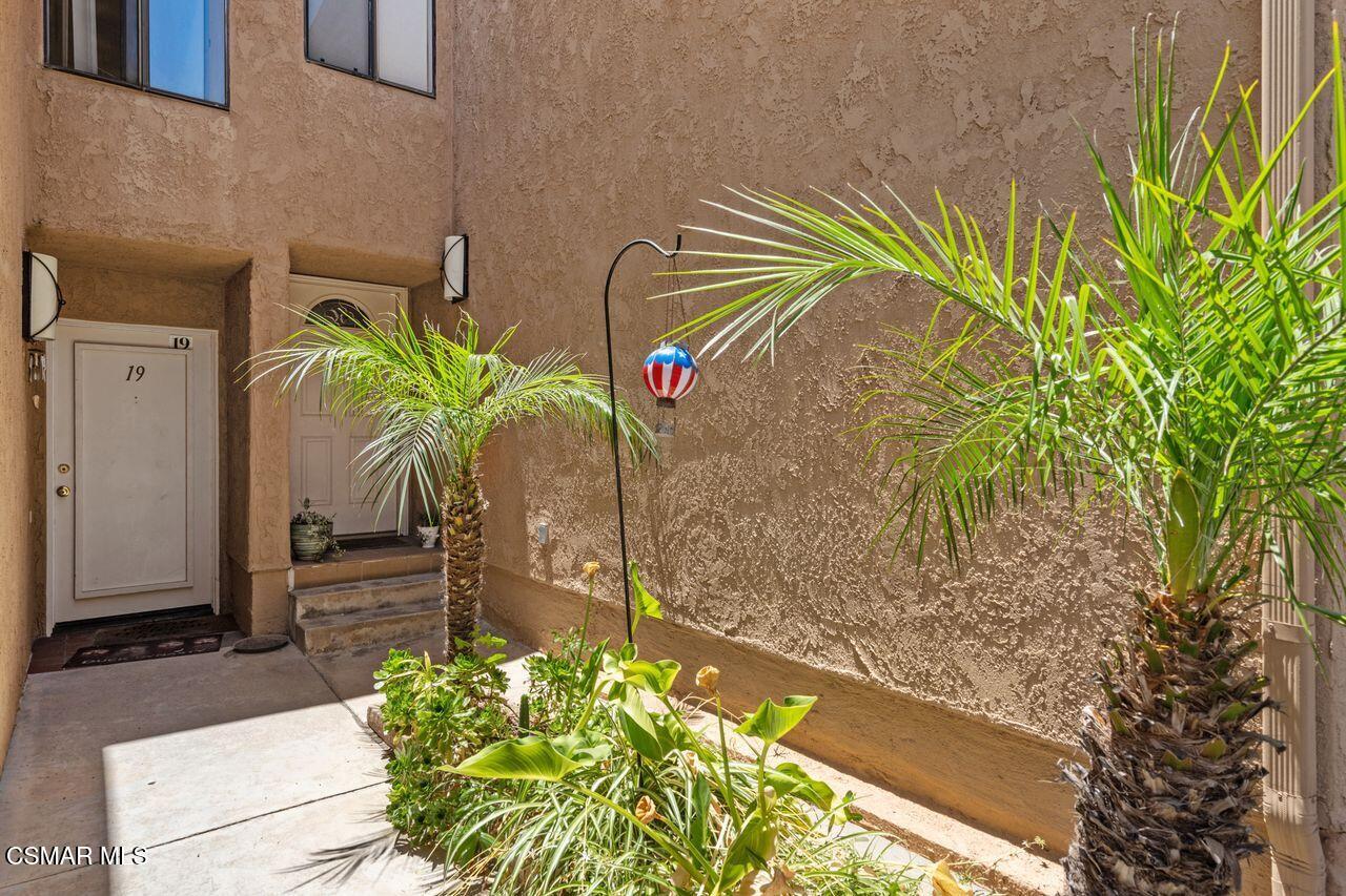 5291 Colodny Drive, 19