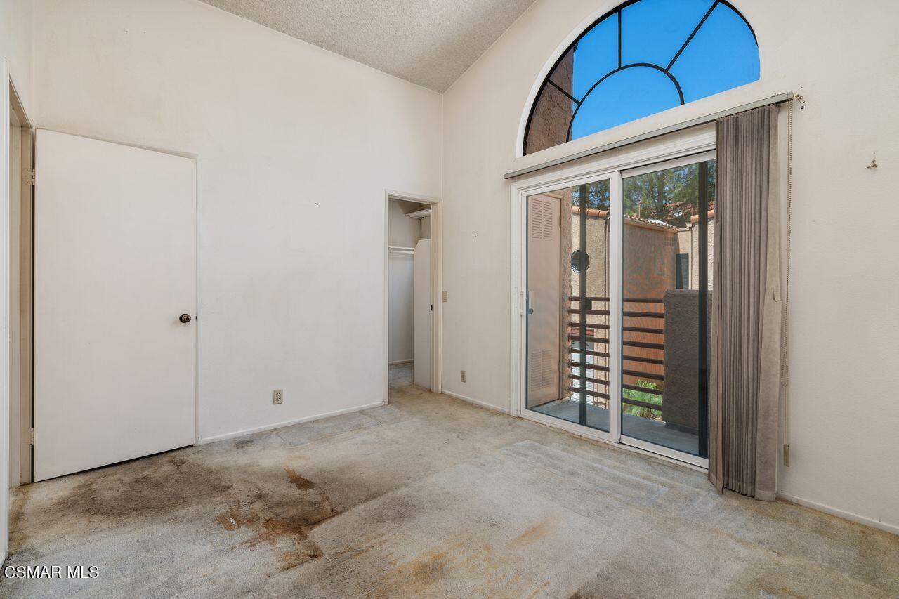5291 Colodny Drive, 19