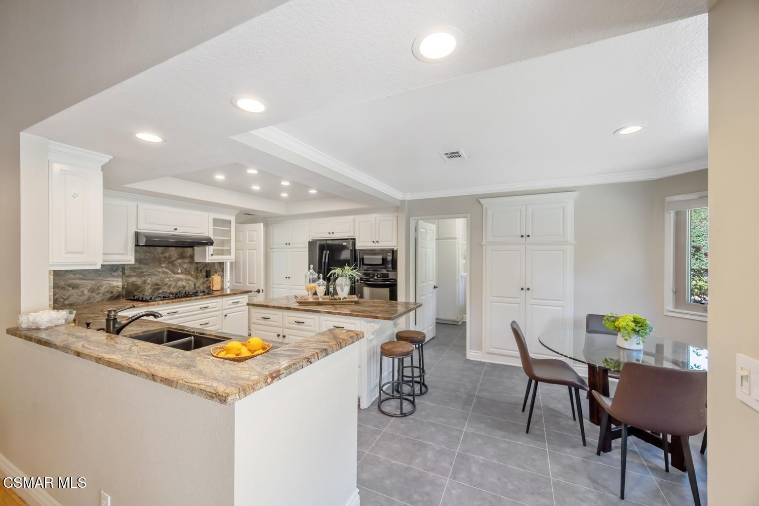 838 Spring Canyon Place