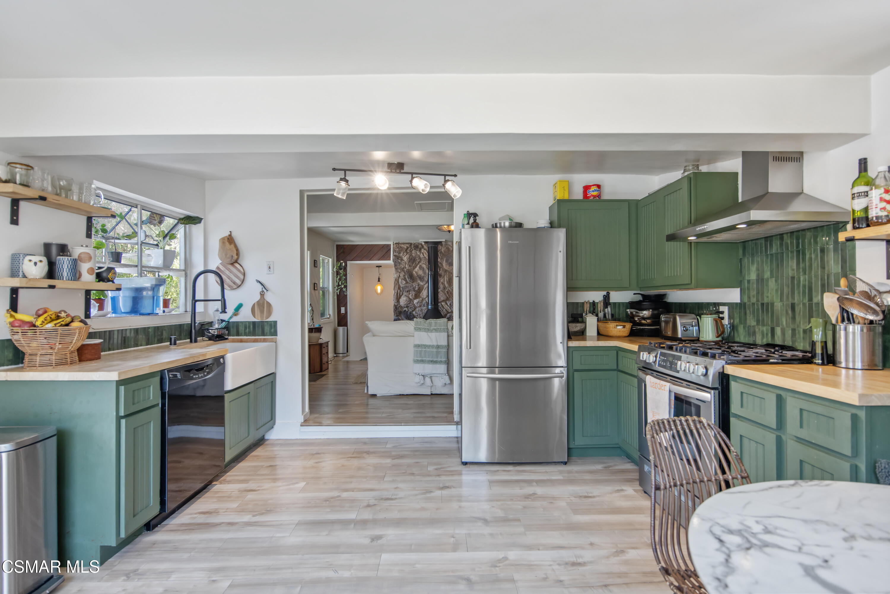 1268 Black Canyon Road