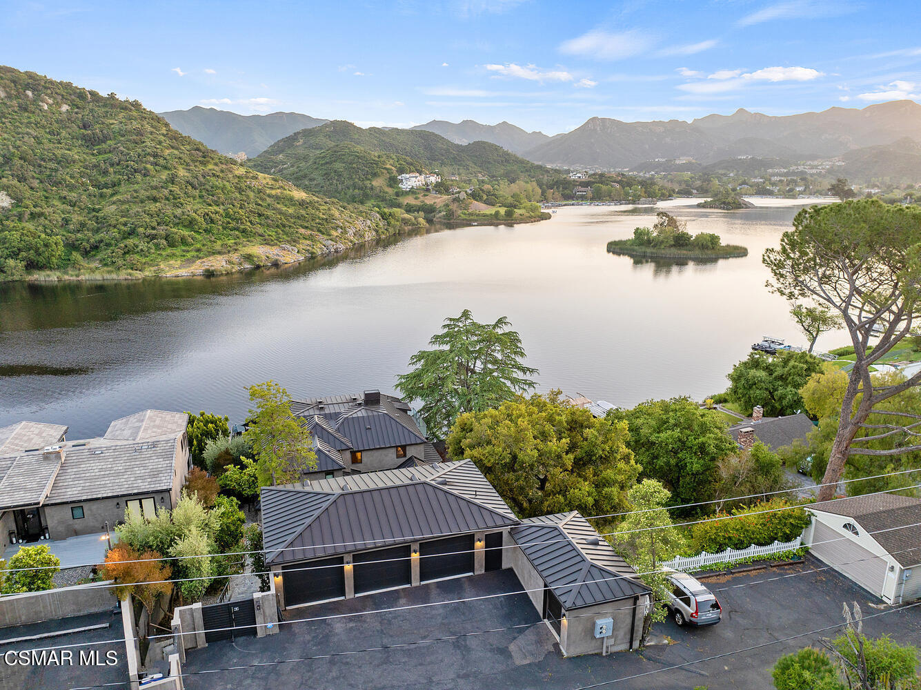 844 Lake Sherwood Drive