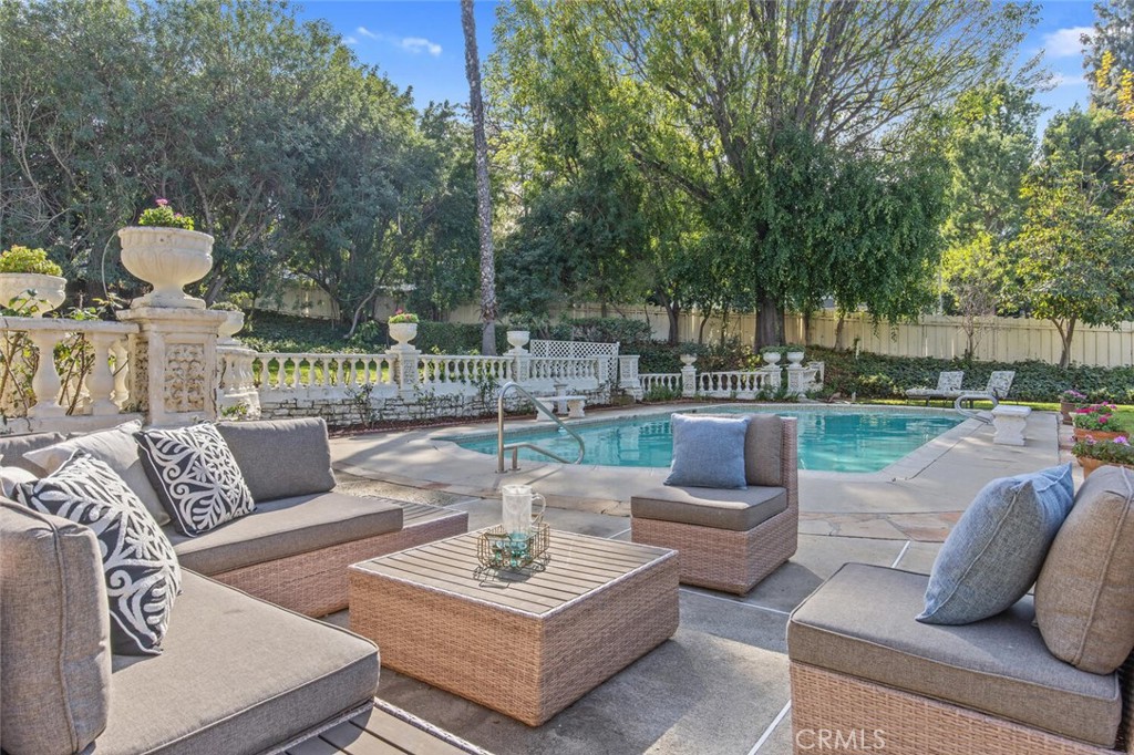16226 Elisa Place