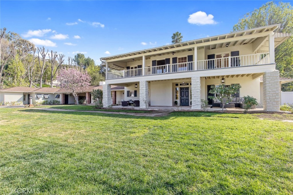 16226 Elisa Place
