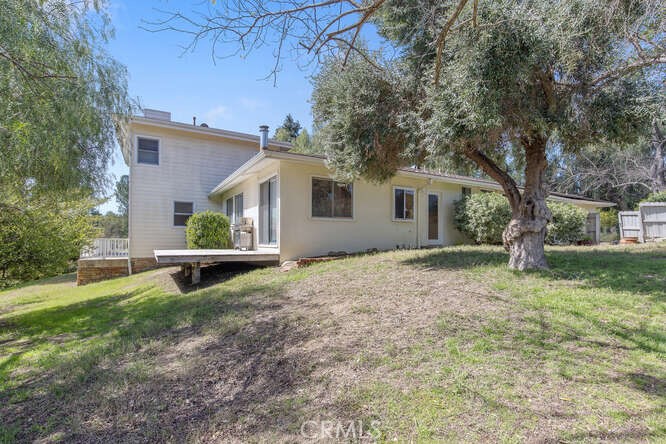 5560 Fairview Place