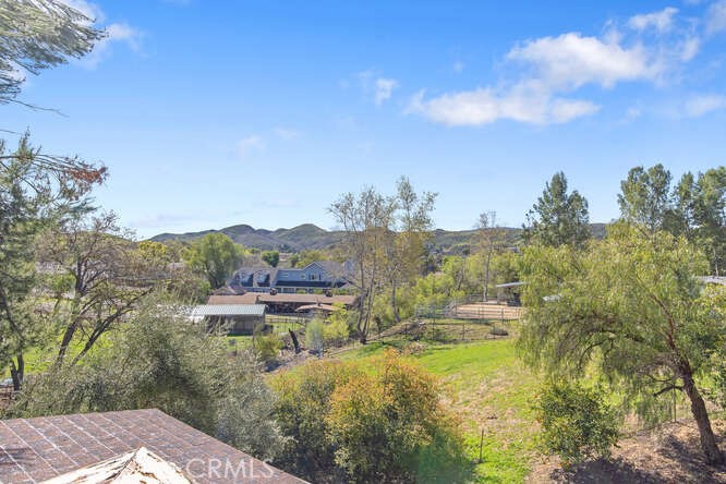 5560 Fairview Place