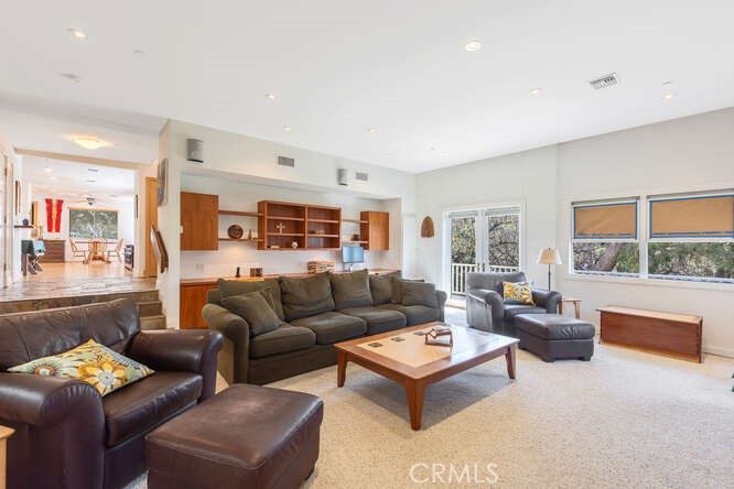 5560 Fairview Place