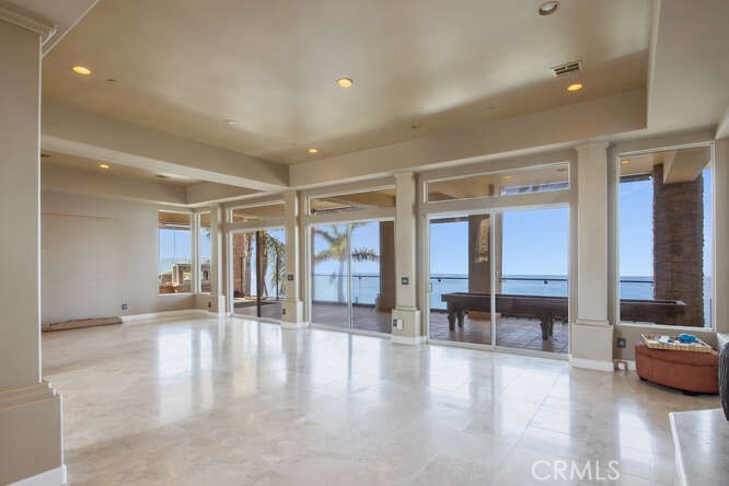 3229 Rambla Pacifico