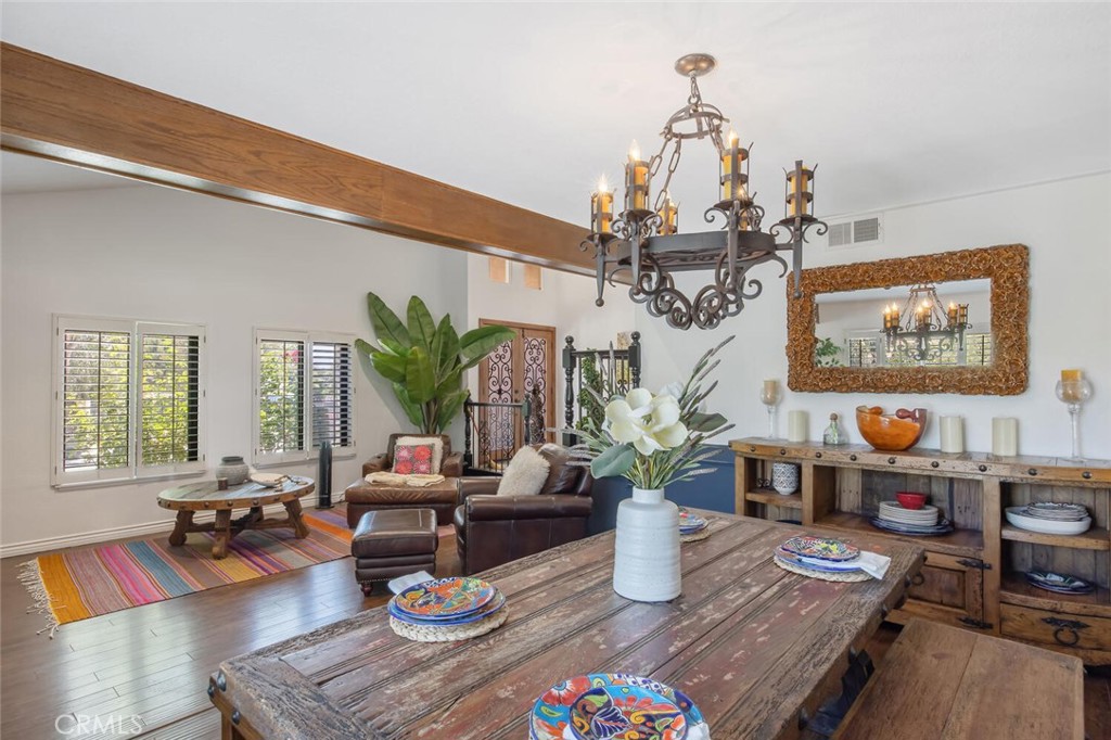 4901 Calle Montecillo