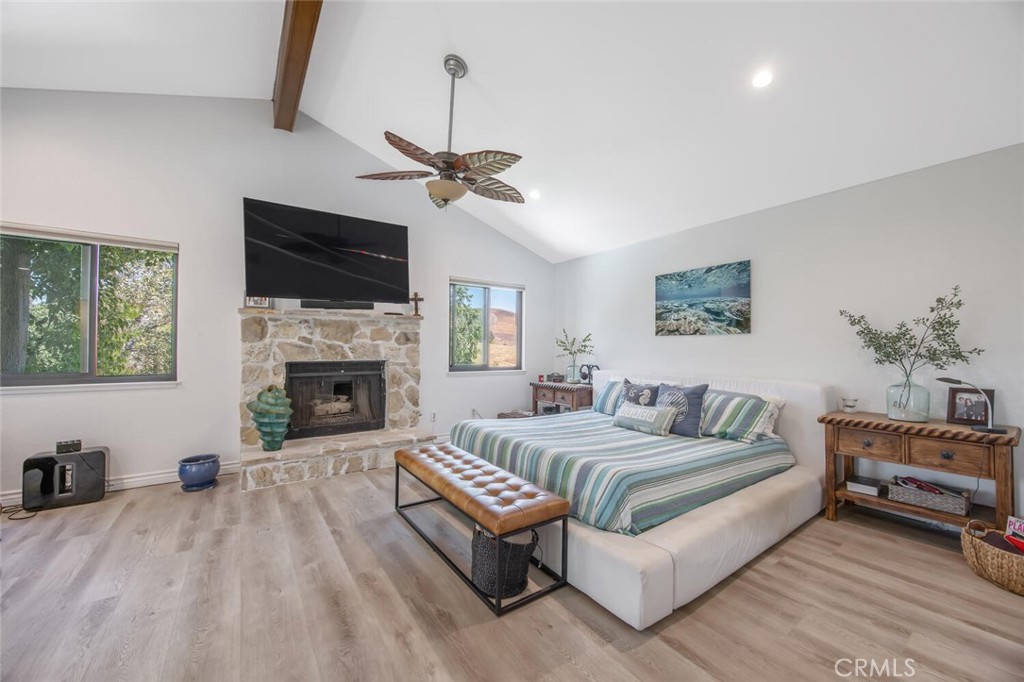 4901 Calle Montecillo
