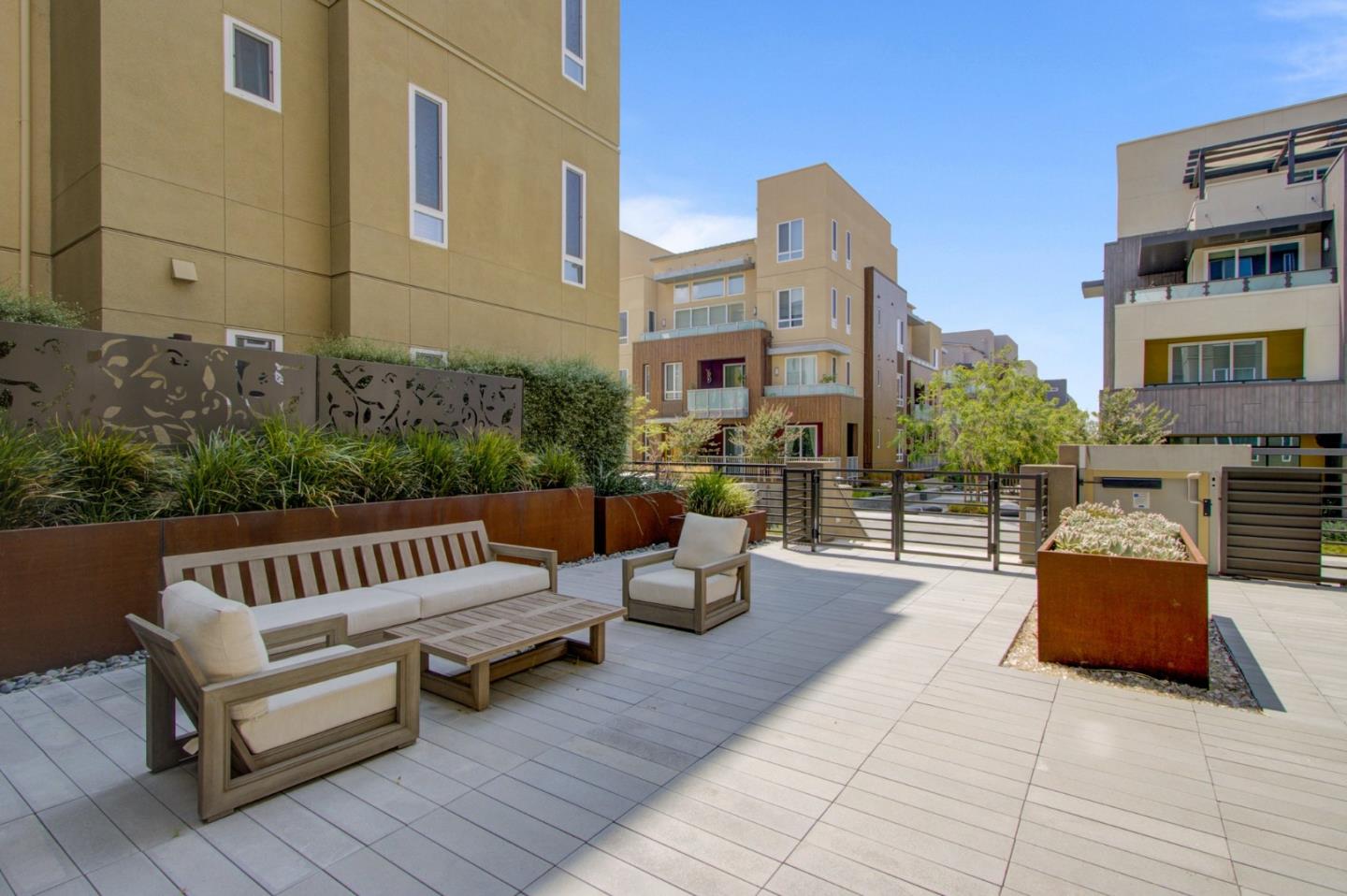 2339 Kinetic CMN 405