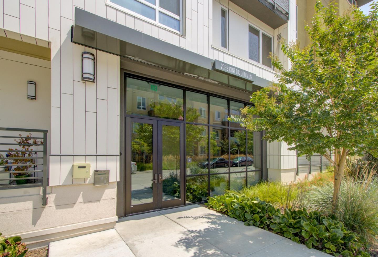 2339 Kinetic CMN 405