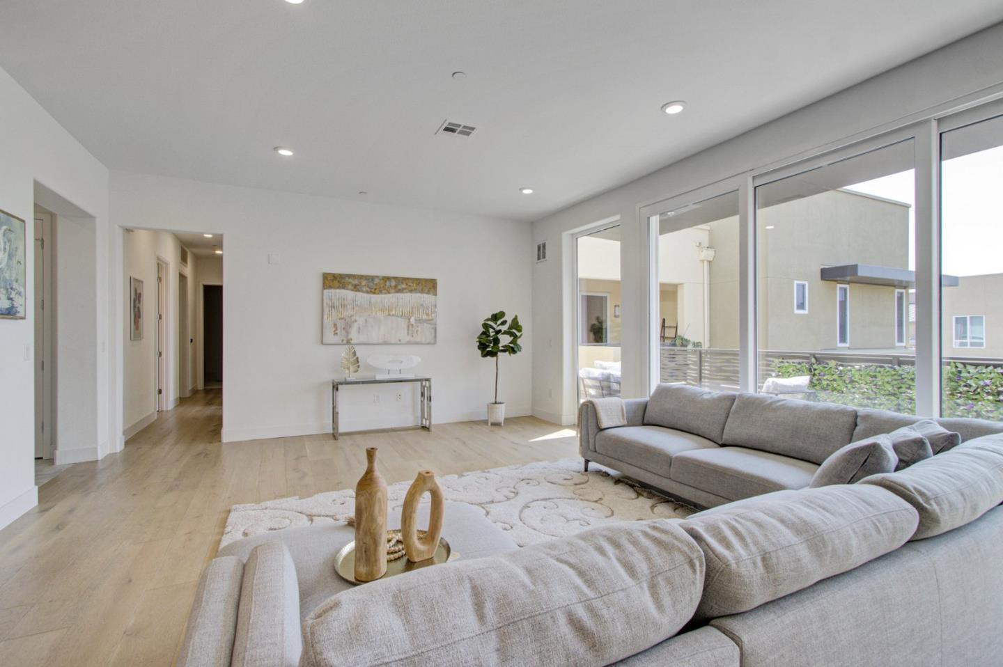 2339 Kinetic CMN 405