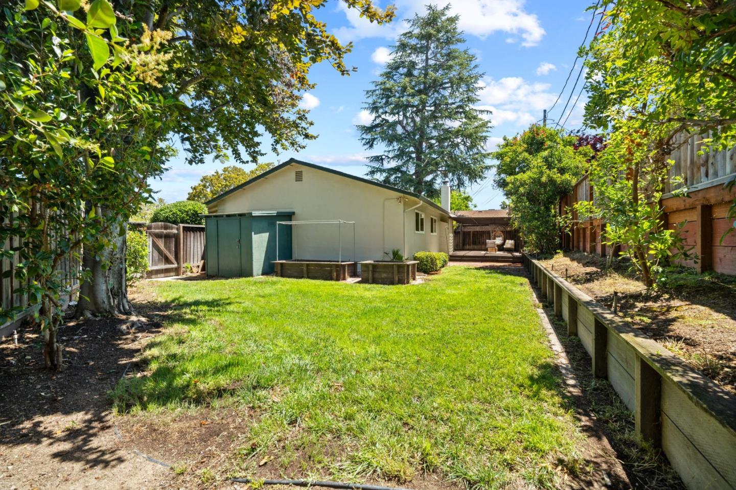 1022 Hiawatha CT