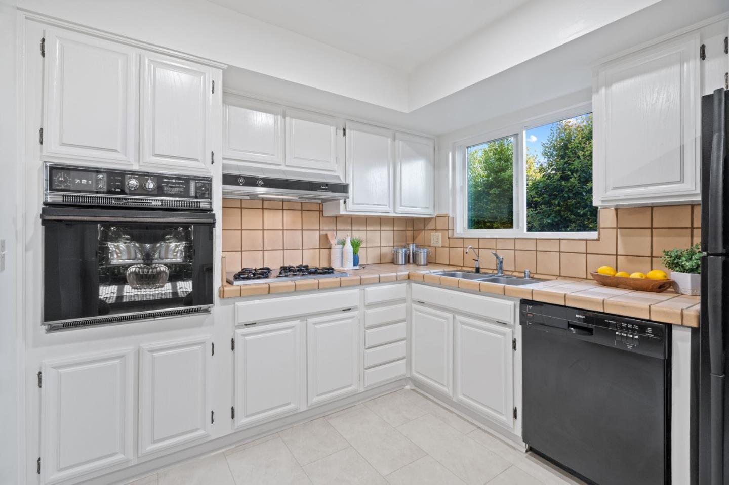 1022 Hiawatha CT