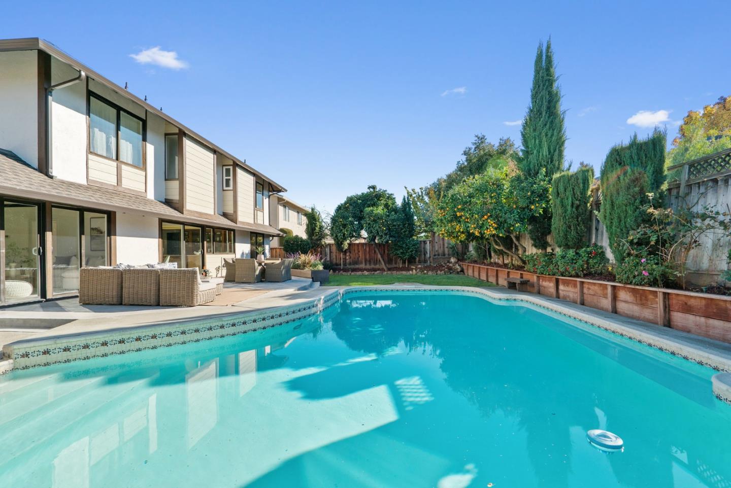 2227 Westmoreland DR