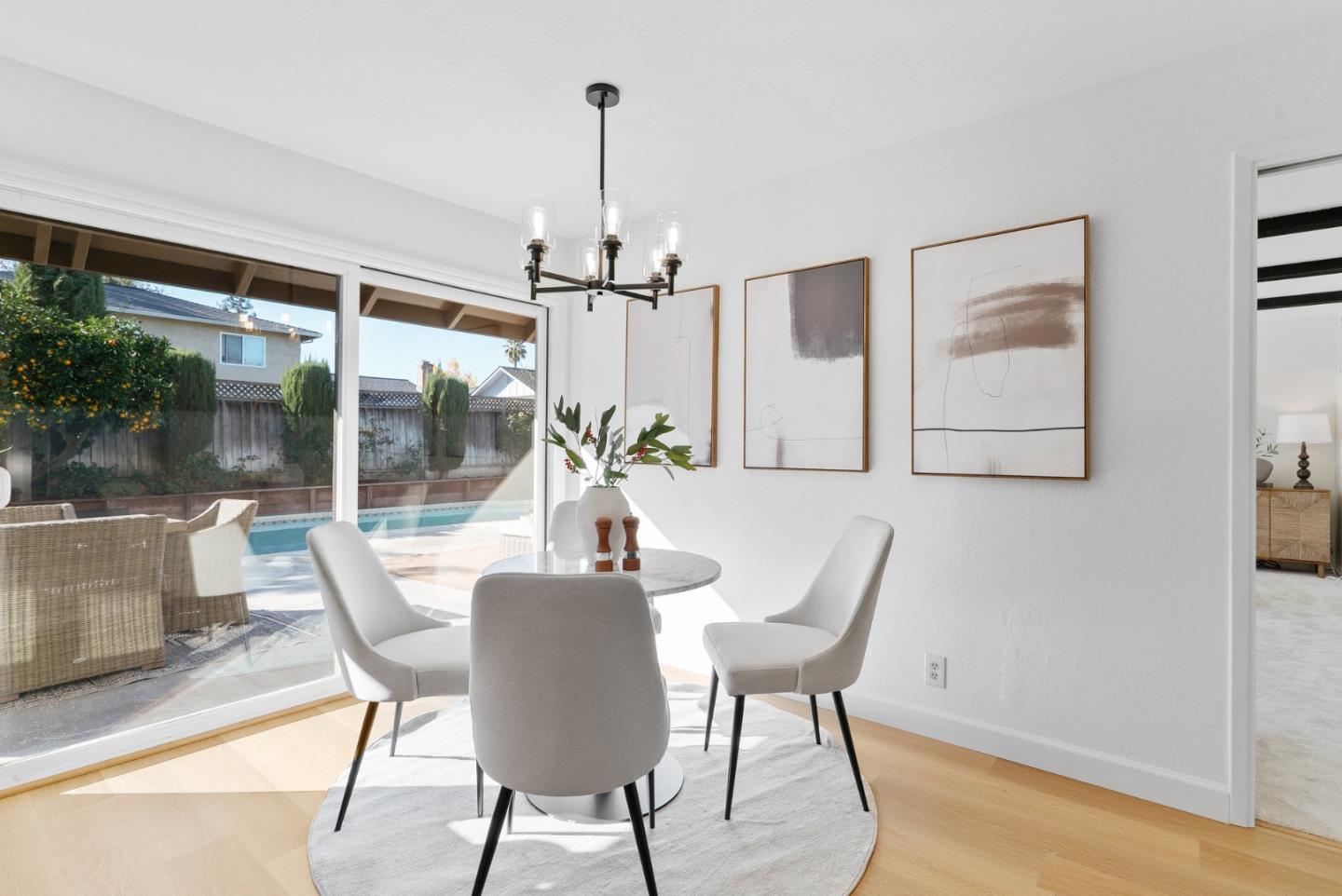 2227 Westmoreland DR