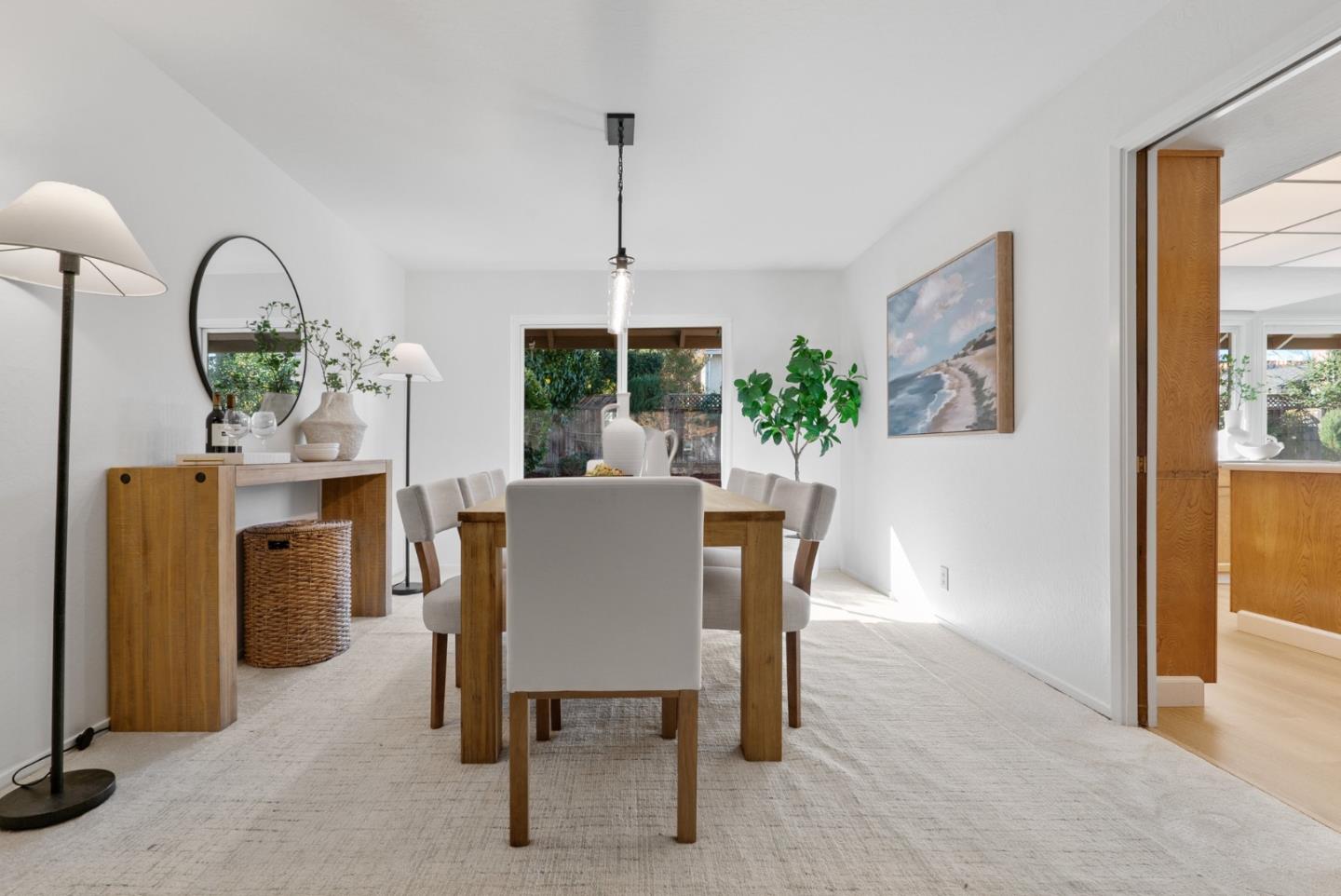 2227 Westmoreland DR