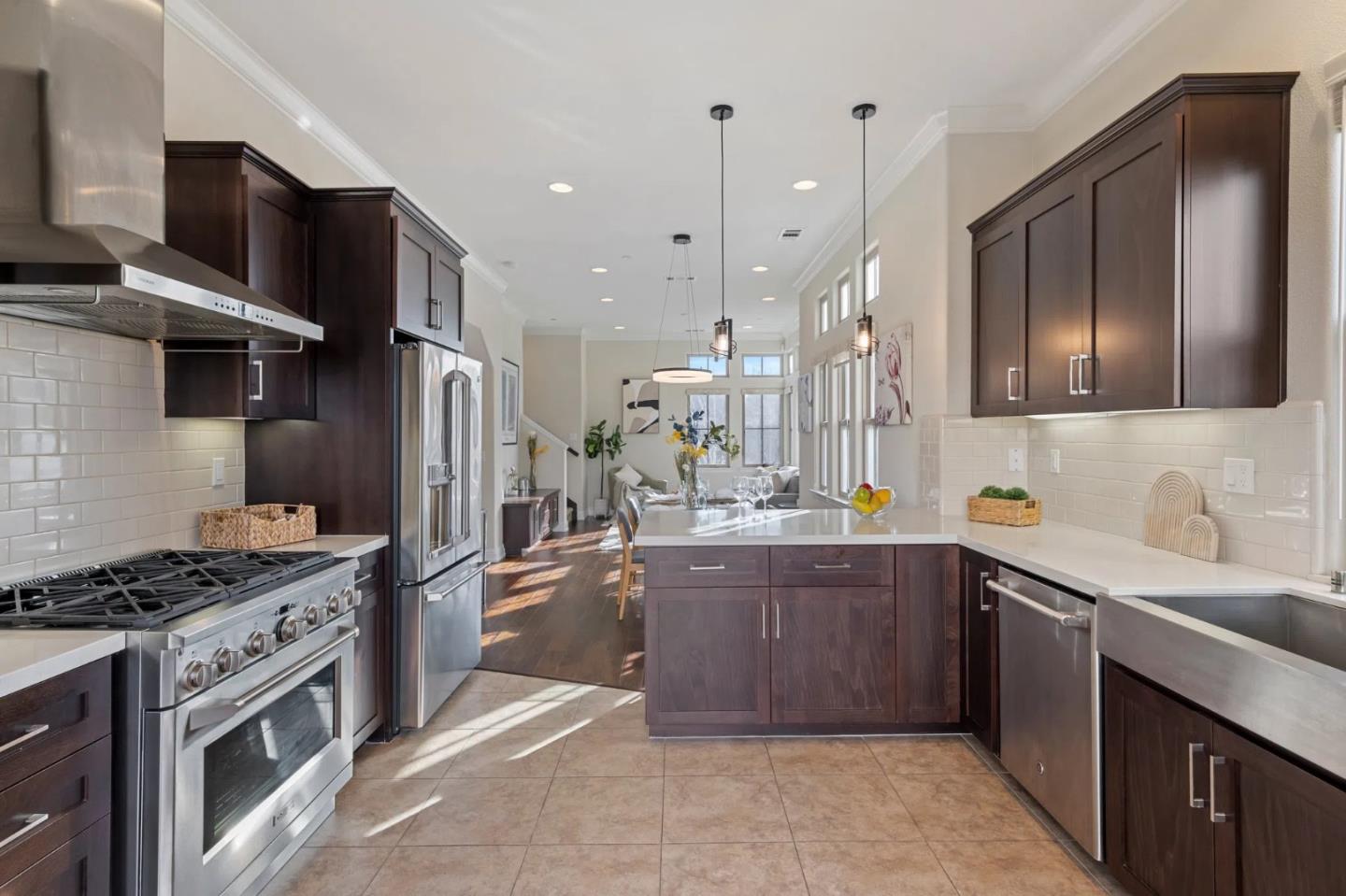 116 Evandale AVE