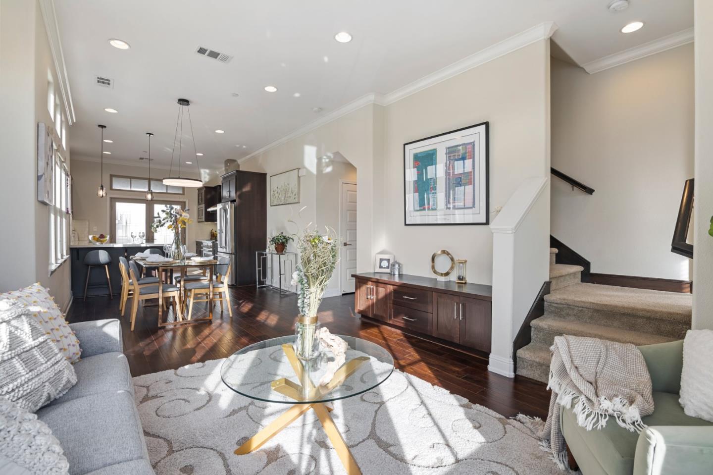 116 Evandale AVE