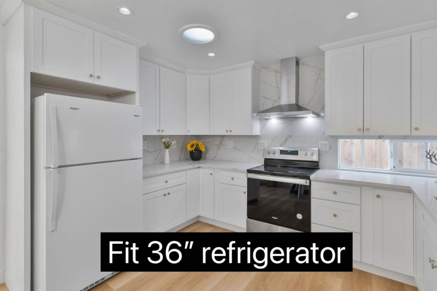 1674 Flickinger AVE