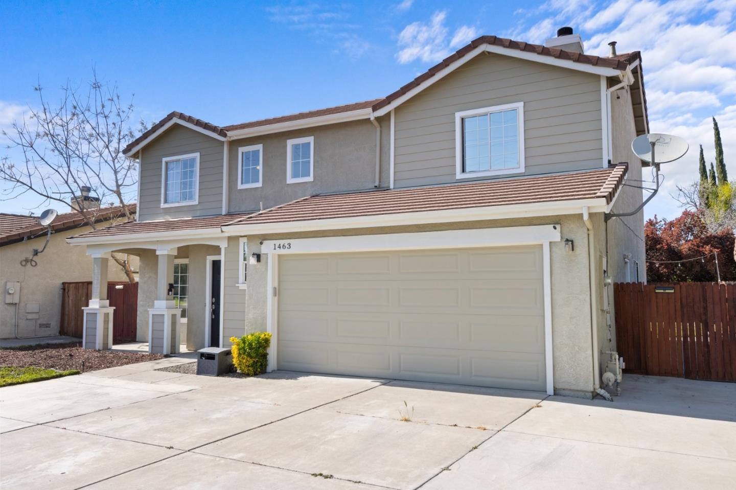 1463 Sienna Park DR
