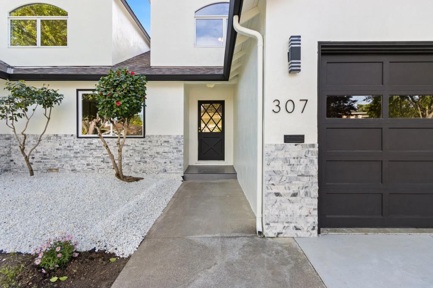 307 Concord DR
