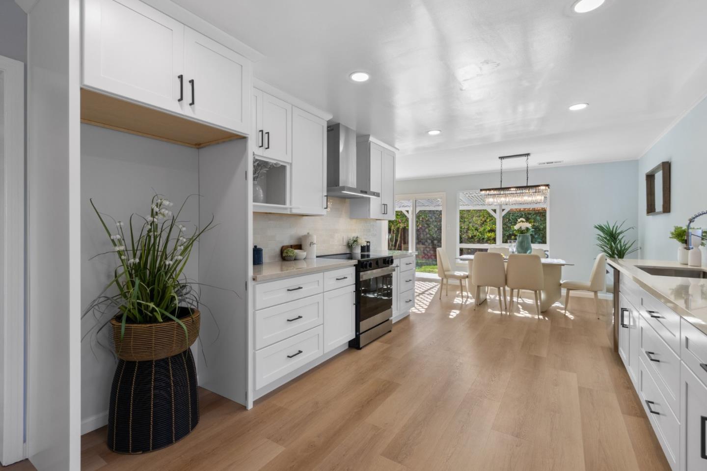 307 Concord DR