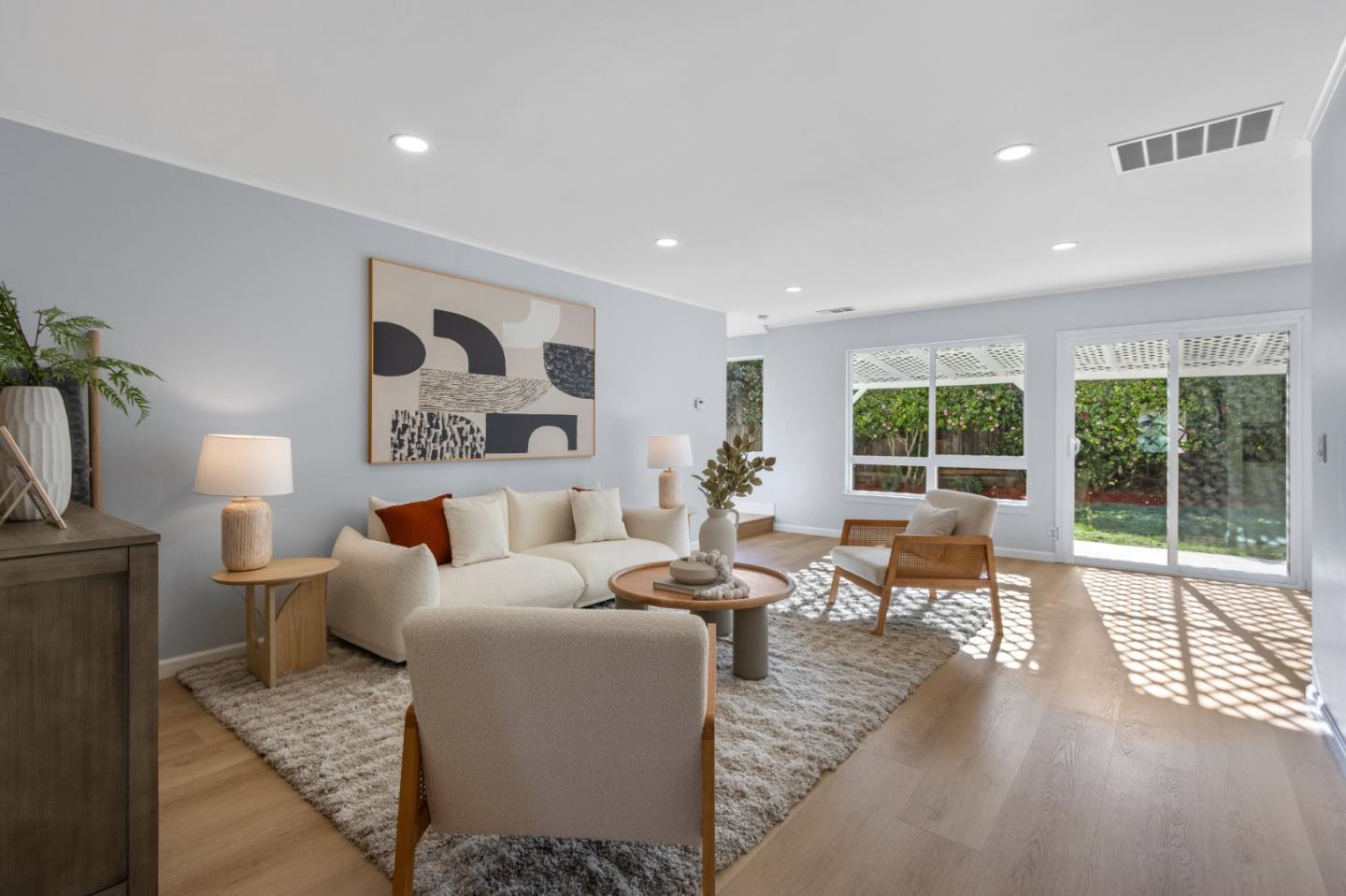 307 Concord DR