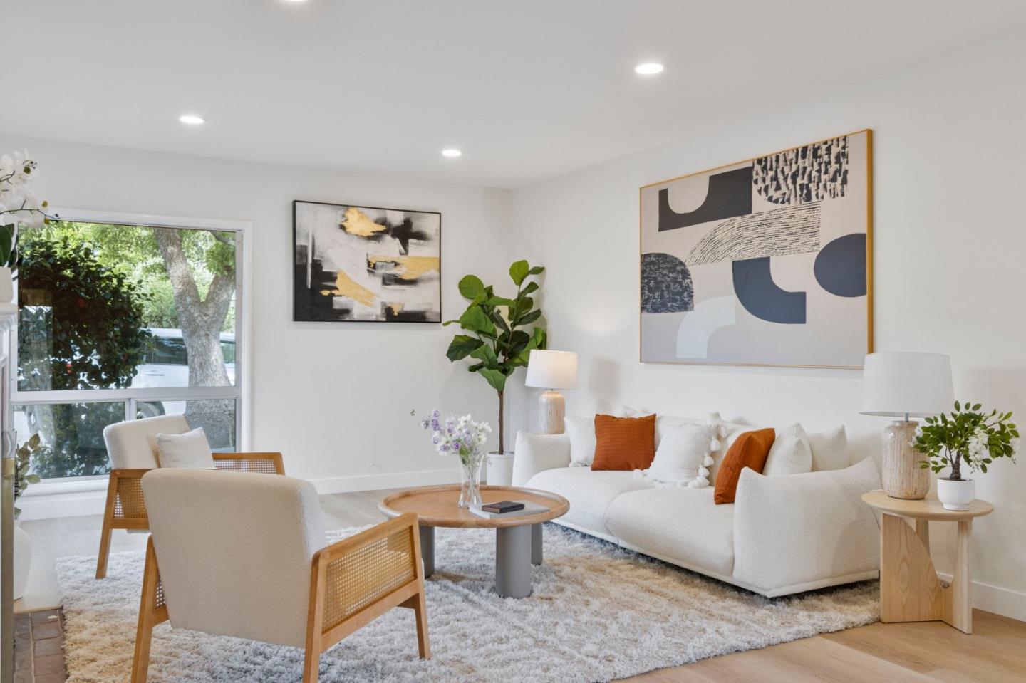 333 Ramona AVE