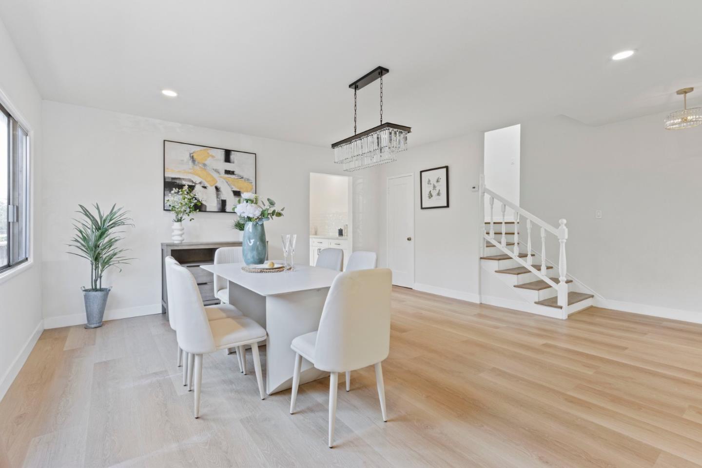 333 Ramona AVE