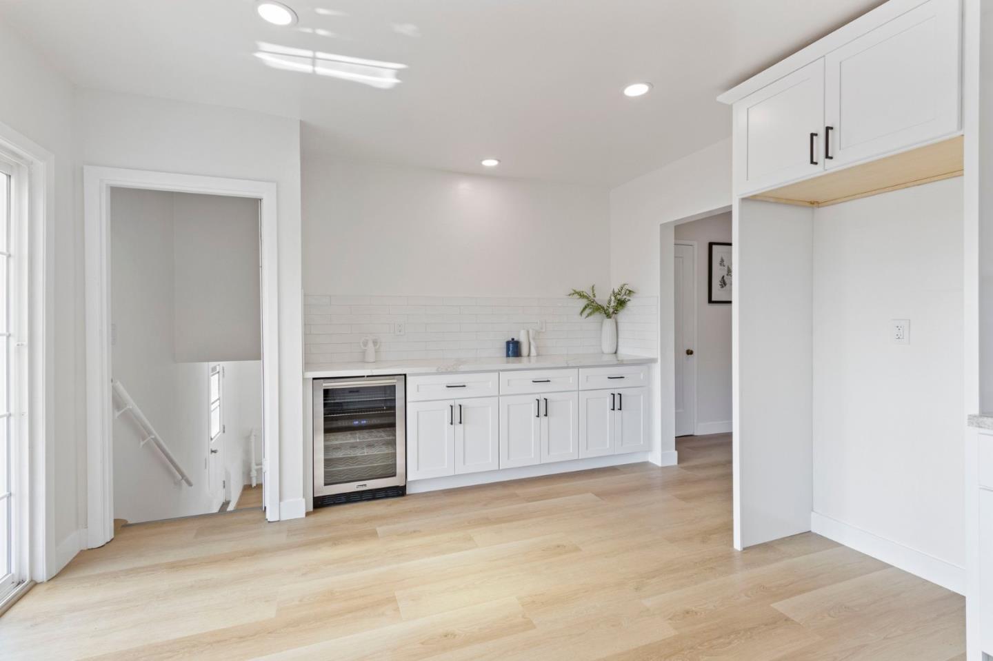333 Ramona AVE