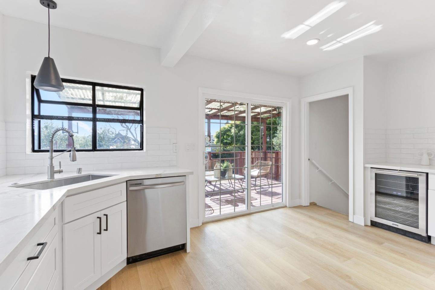 333 Ramona AVE