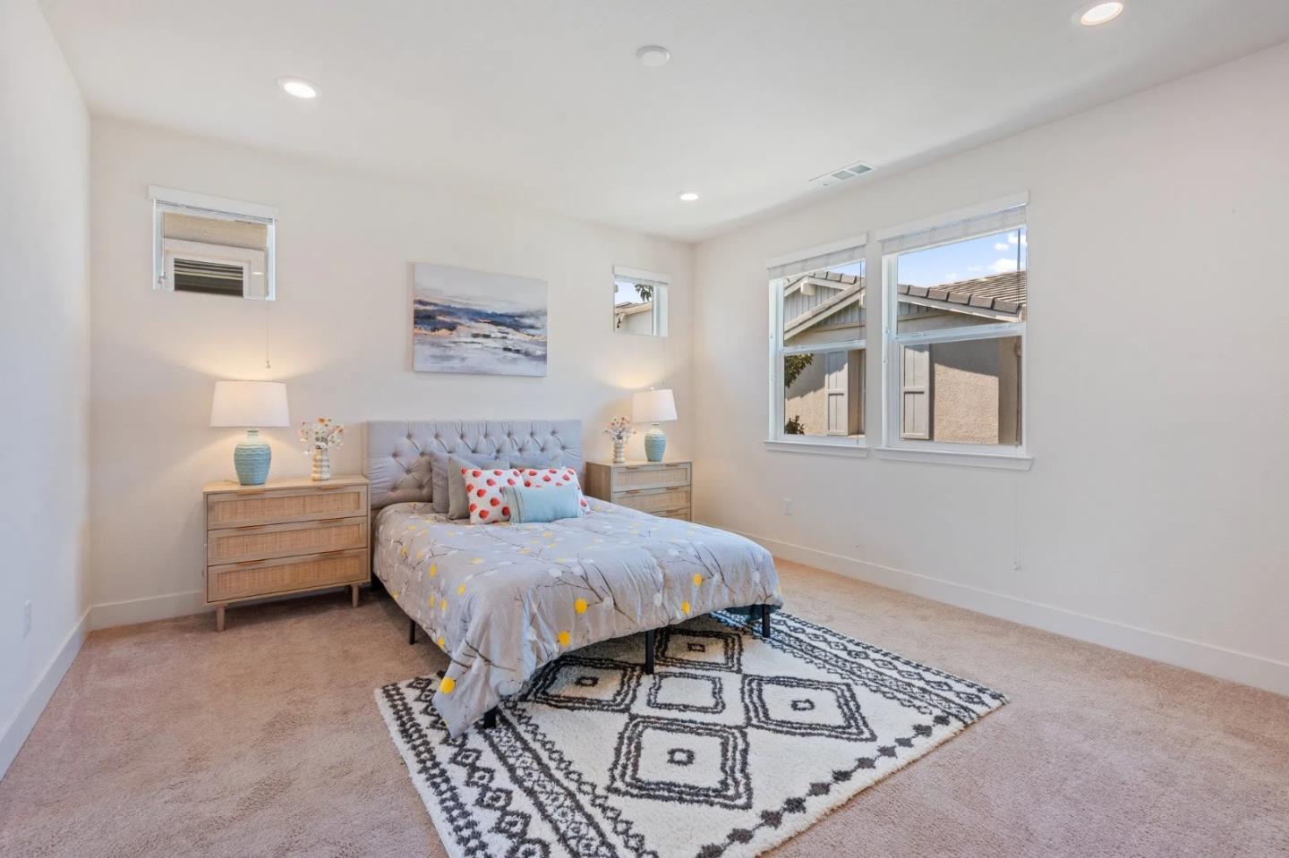 2762 Alliston Loop