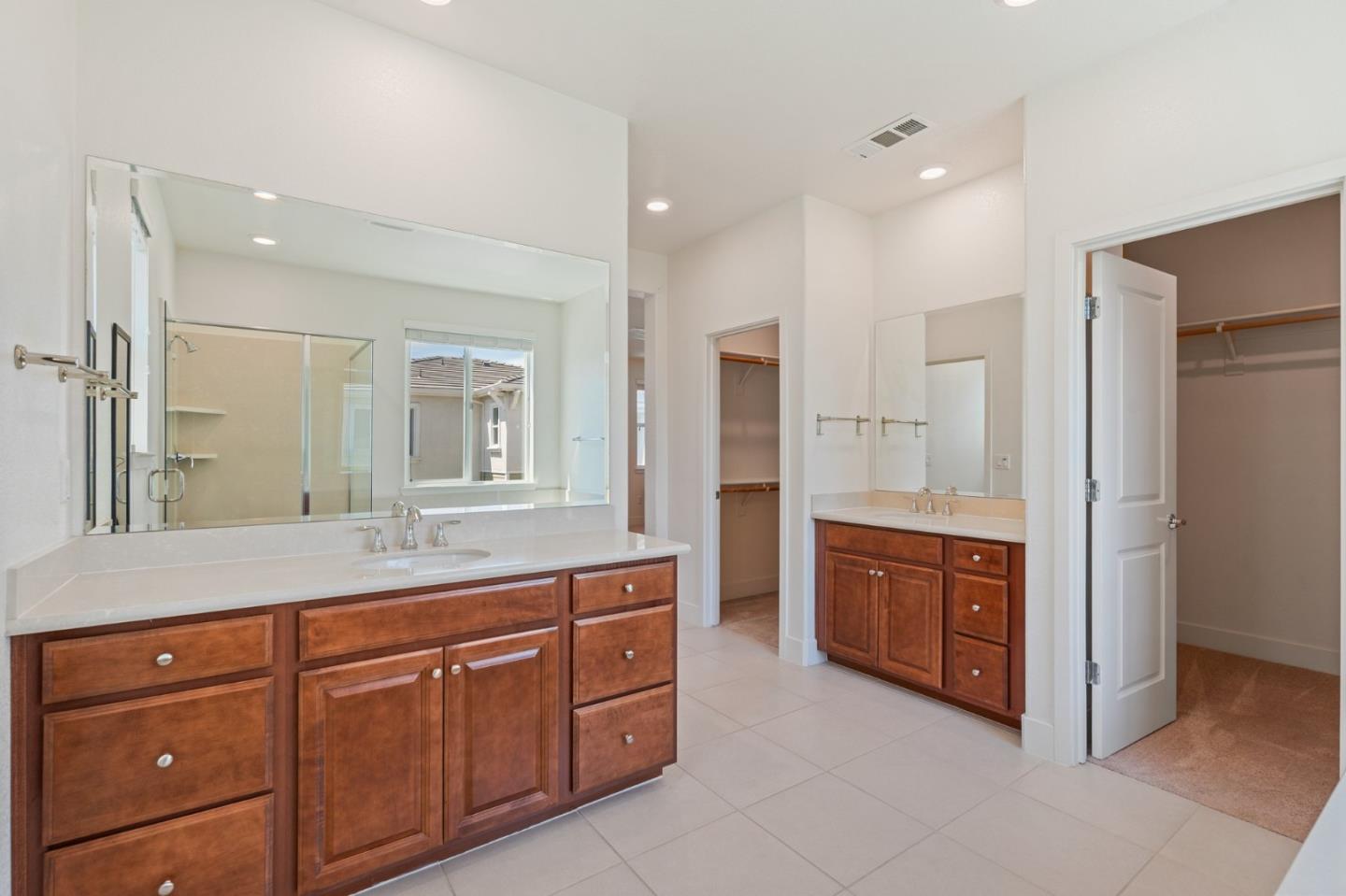 2762 Alliston Loop