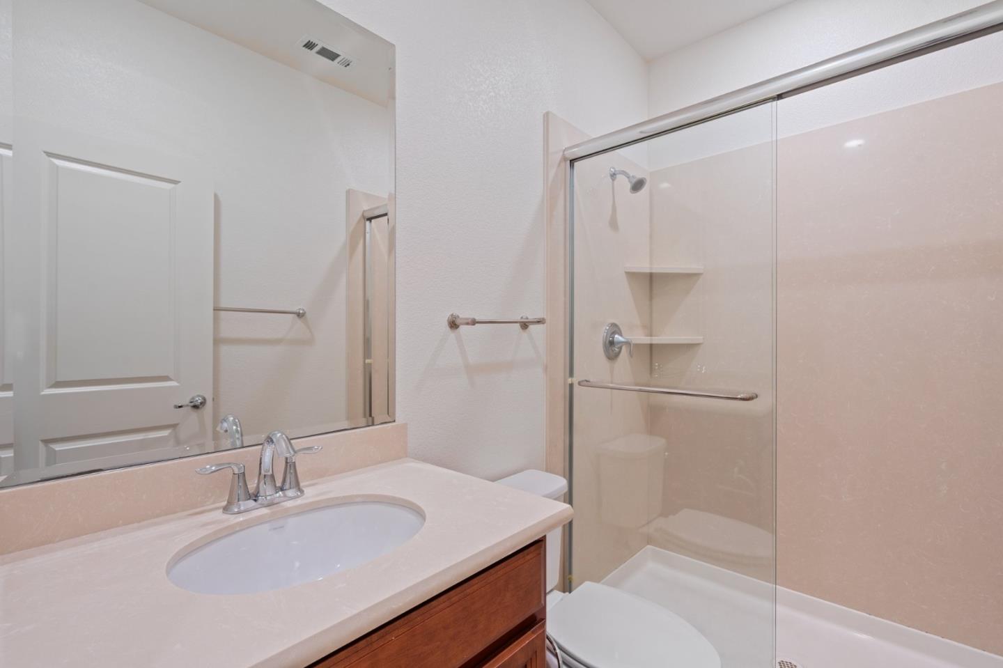 2762 Alliston Loop