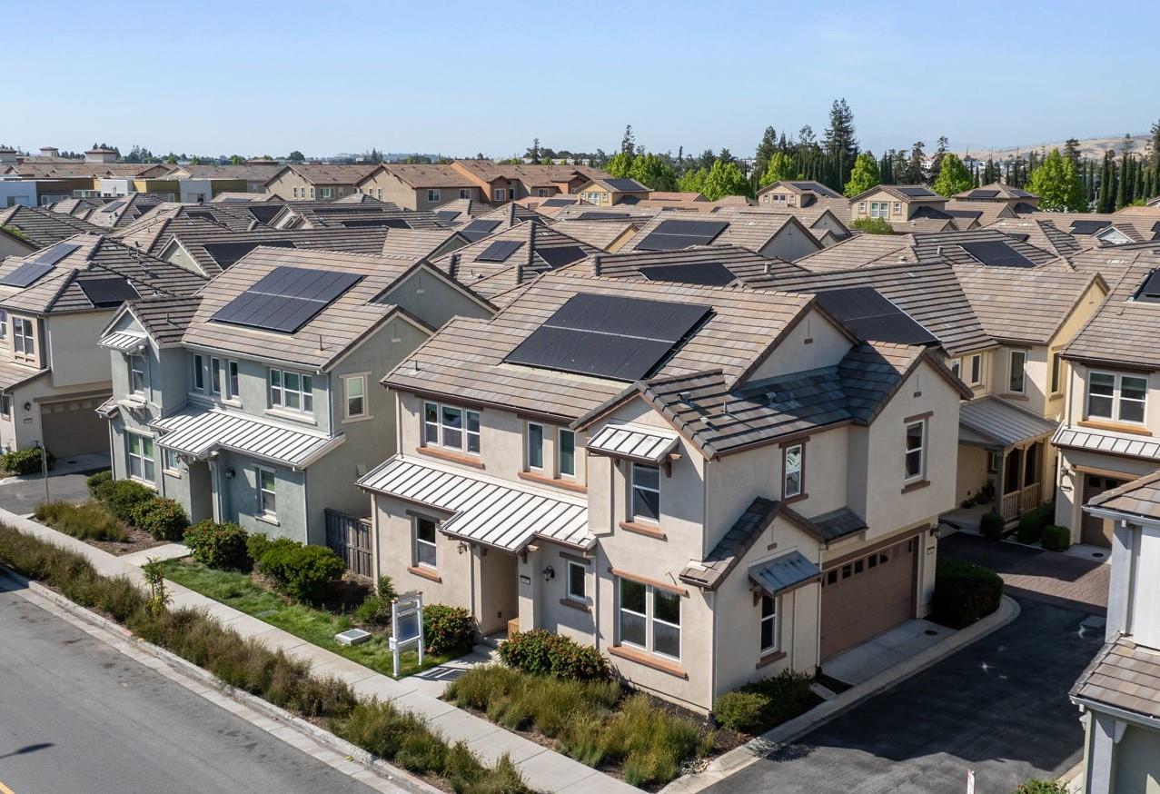 6082 Charlotte Drive