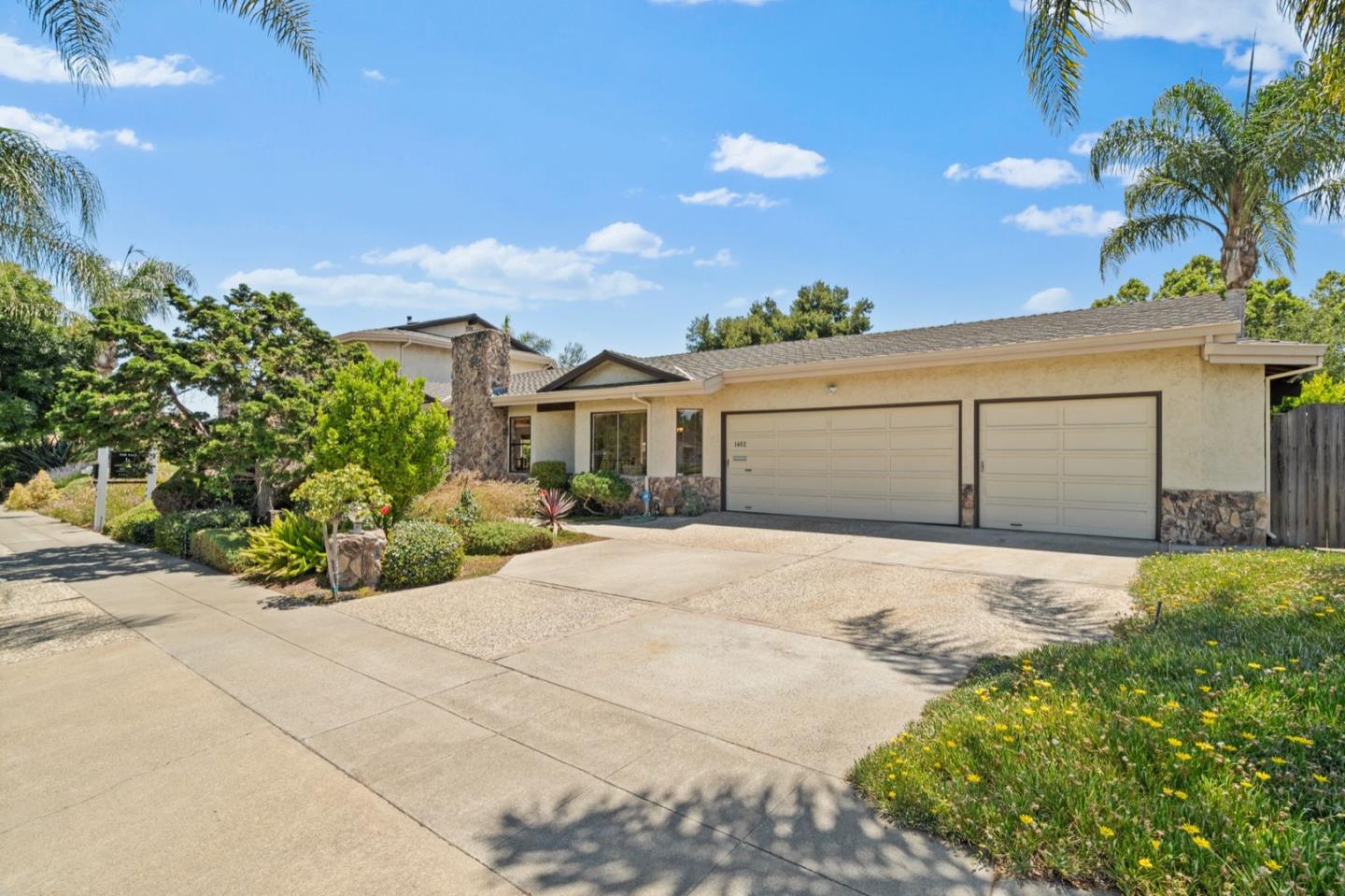 1462 Robsheal Drive