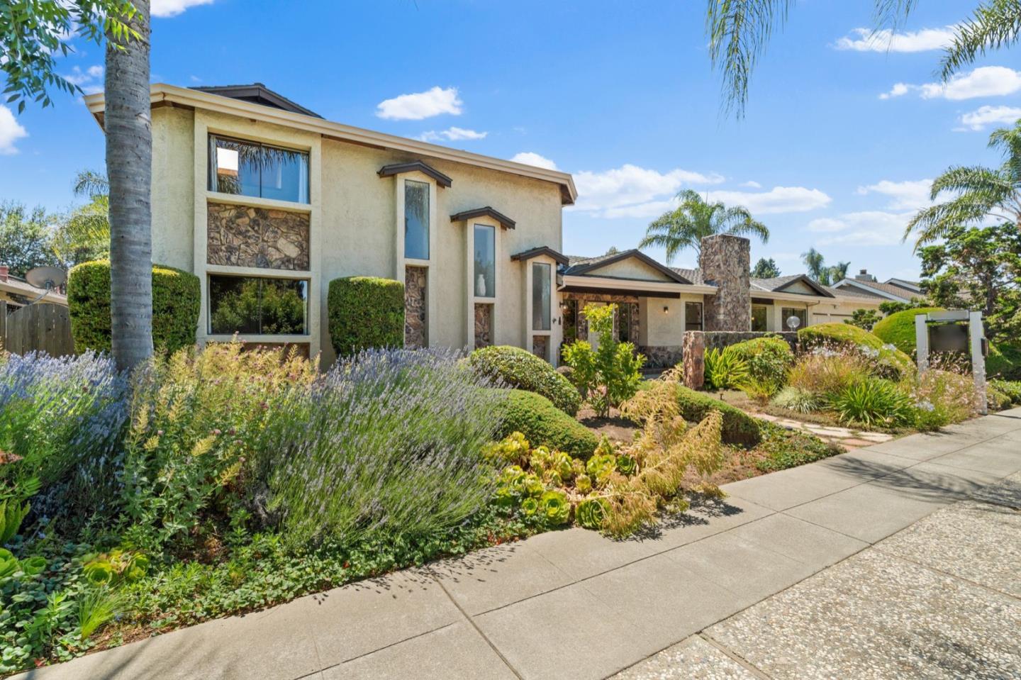 1462 Robsheal Drive